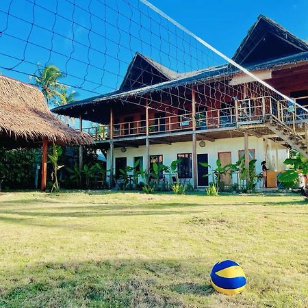 Siargao Sunflower Suites General Luna  Zewnętrze zdjęcie