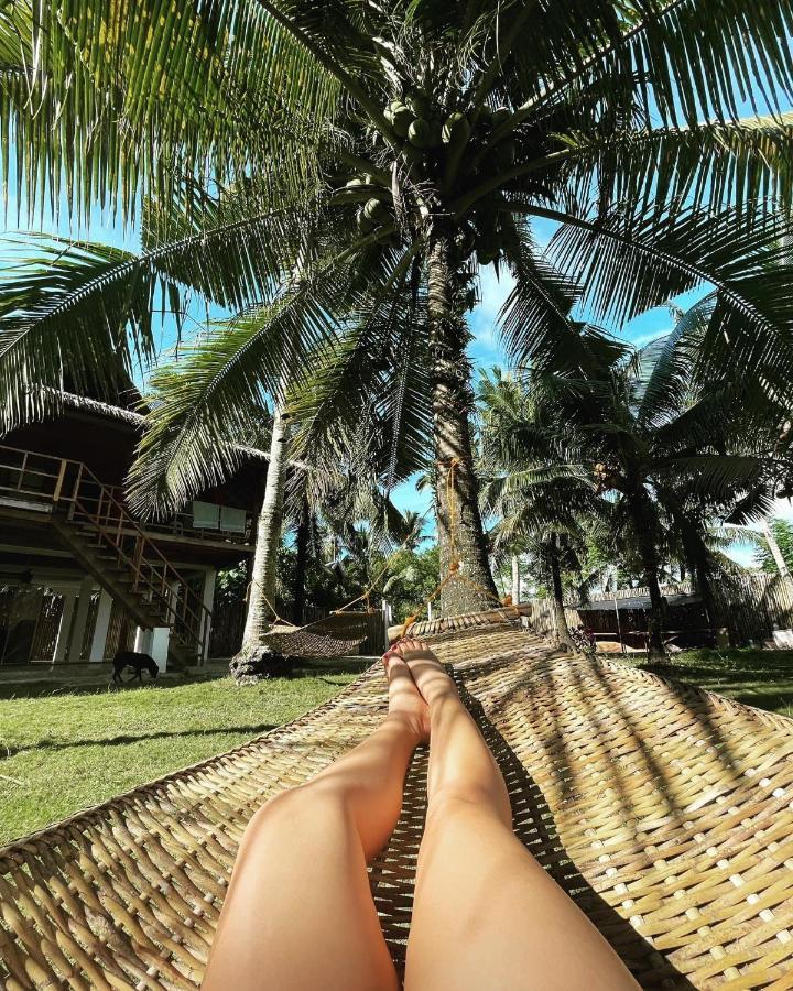 Siargao Sunflower Suites General Luna  Zewnętrze zdjęcie