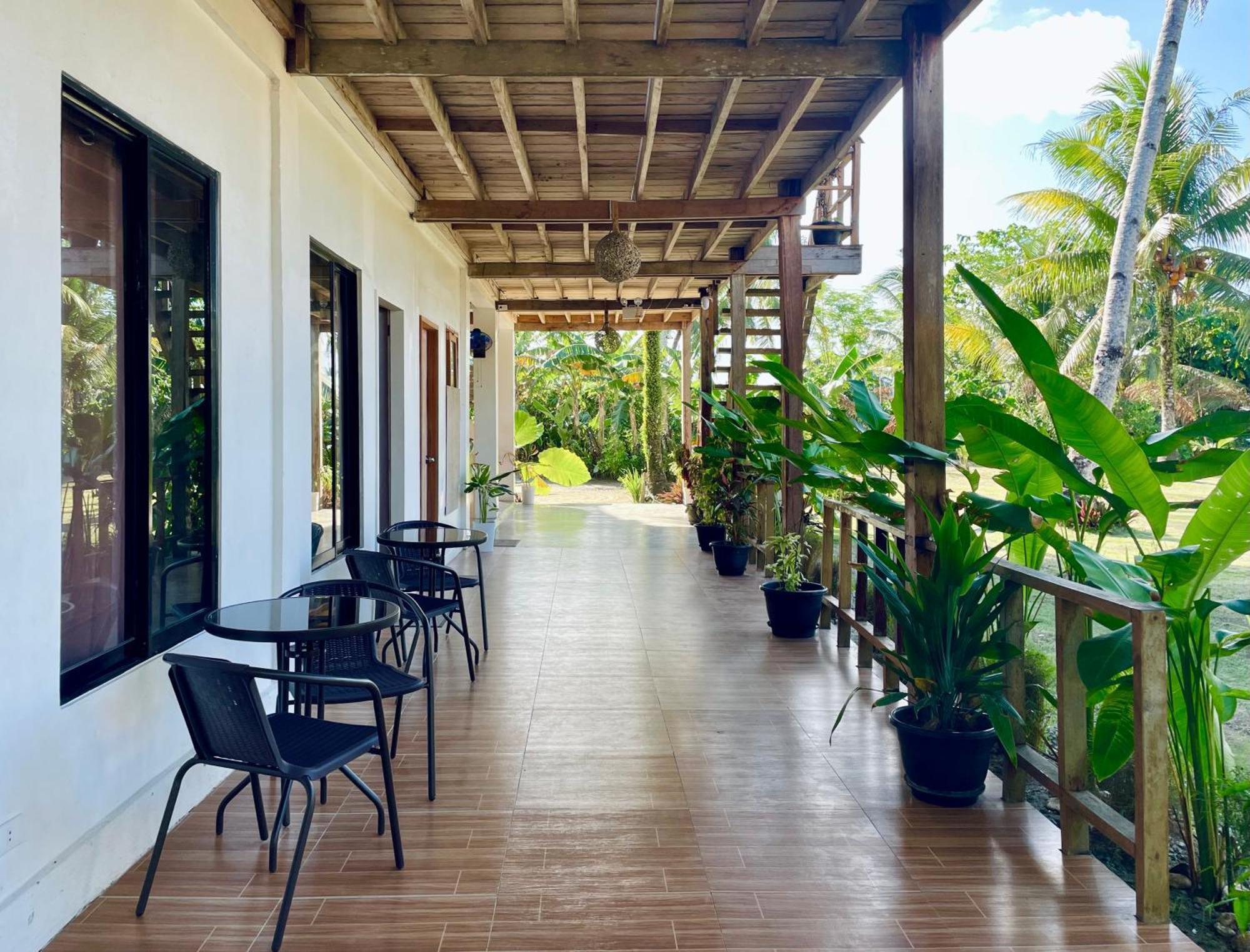Siargao Sunflower Suites General Luna  Zewnętrze zdjęcie