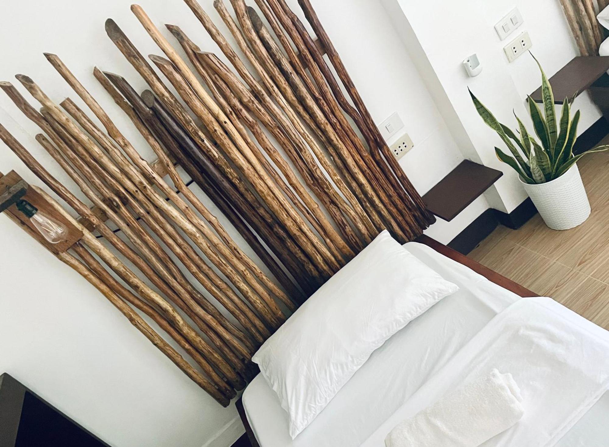 Siargao Sunflower Suites General Luna  Zewnętrze zdjęcie