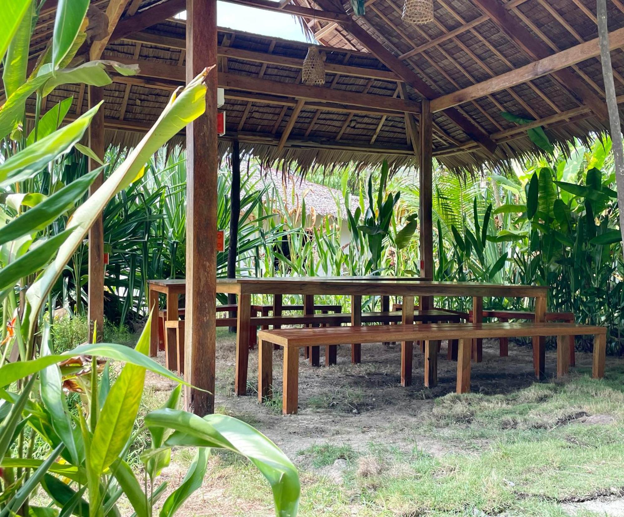 Siargao Sunflower Suites General Luna  Zewnętrze zdjęcie