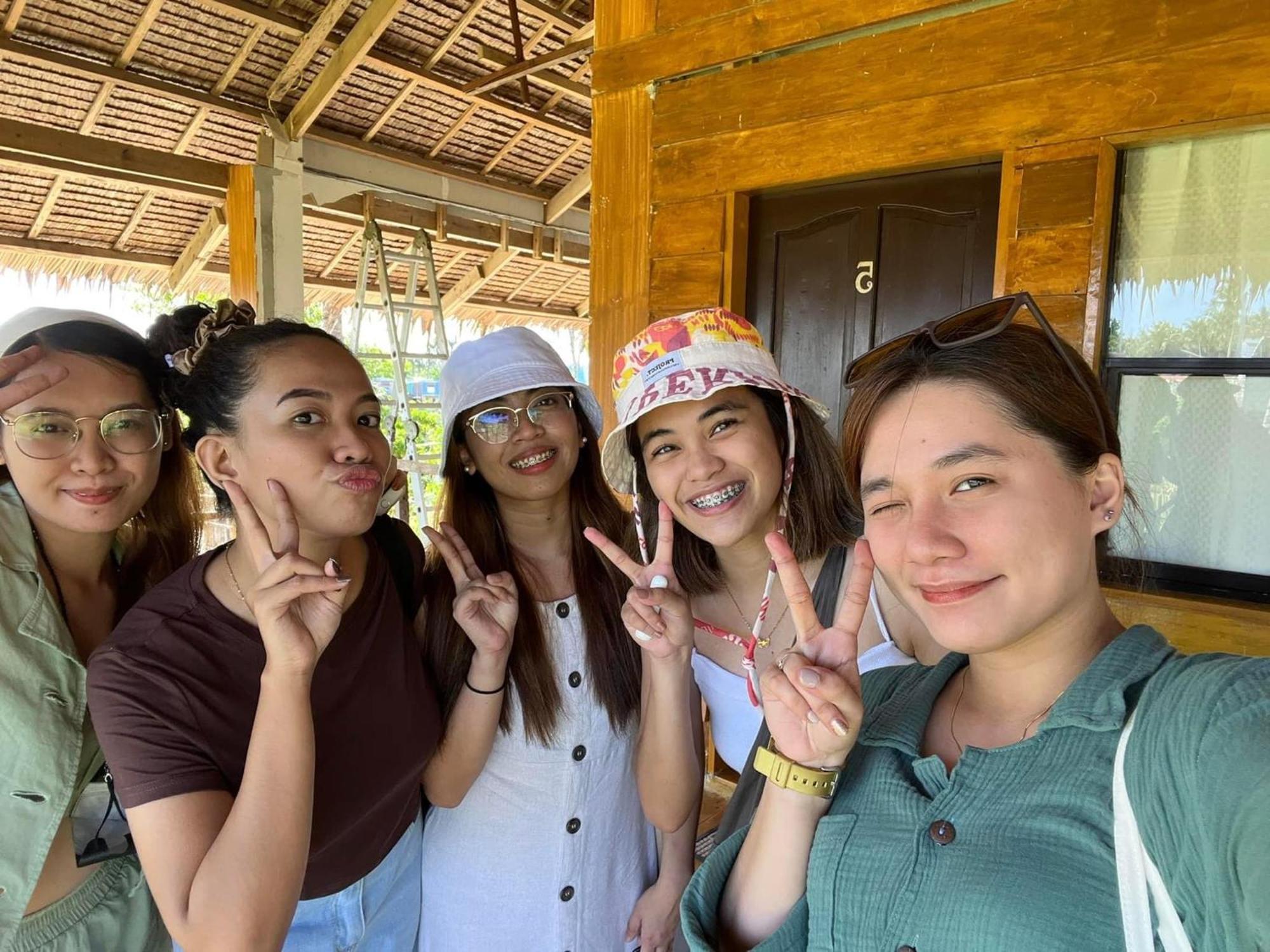 Siargao Sunflower Suites General Luna  Zewnętrze zdjęcie